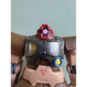 Vintage 1999 Gundam action figure - Bandai Mobile Suit Fighter